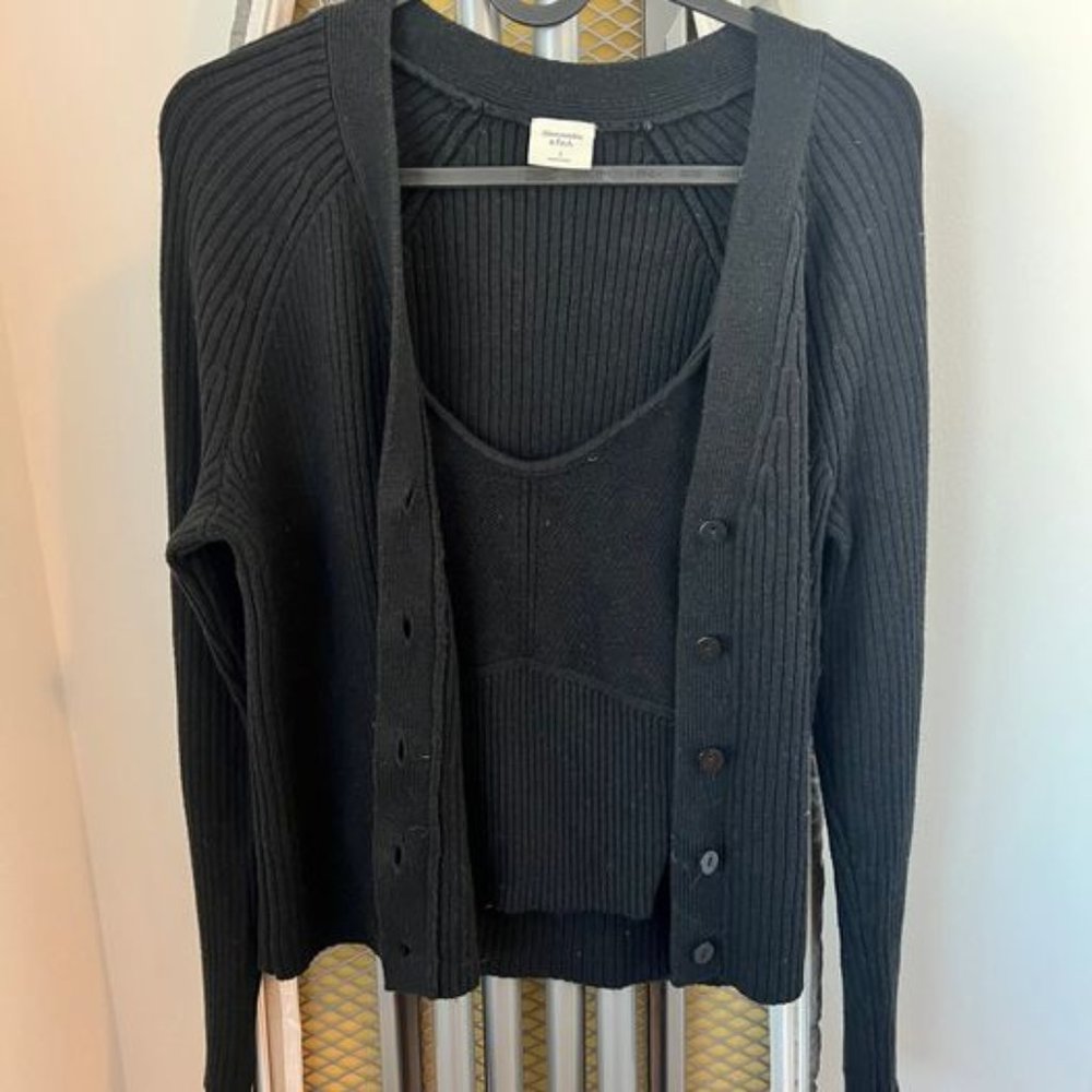 Abercrombie Slim Corset-Inspired Tank and Cardigan Set in Black
